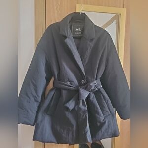 Zara Women's Black Puffer Jacket with Belt